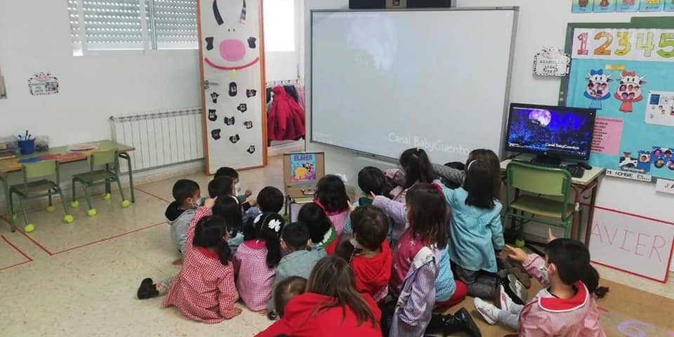 maleta cuentos valle santa ana